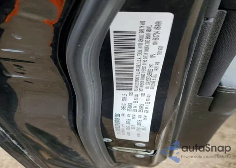 2014 Jeep Cherokee Latitude z USA, uszkodzony, nr VIN 1C4PJMCS7EW290922